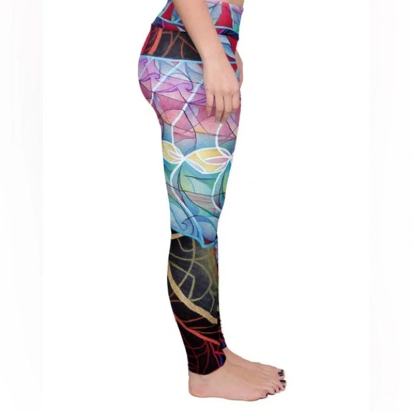Art of One x Vision Lab Yoga Leggings Sz small
Original art by Derek Carpenter - Picture 15 of 16